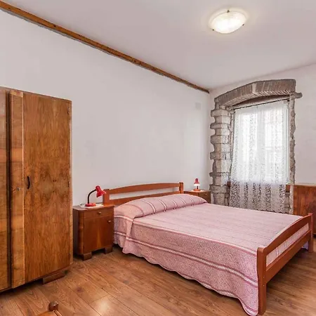 Apartament In Porec/istrien 10261 *